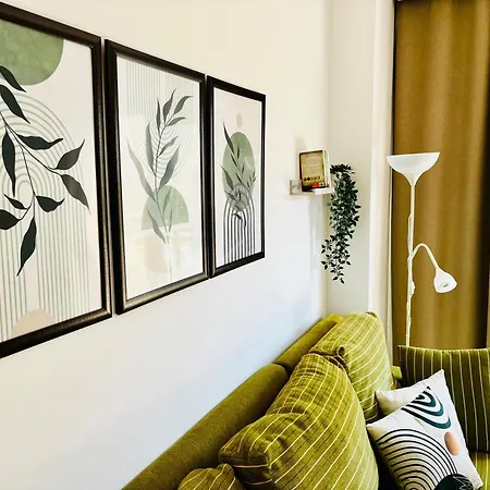 Excellent In In Local Area Apartment Nerja